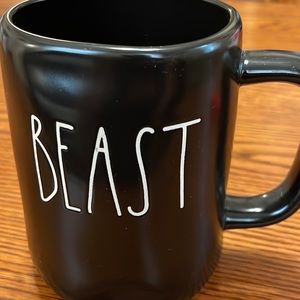 Rae Dunn Beast Mug. Black